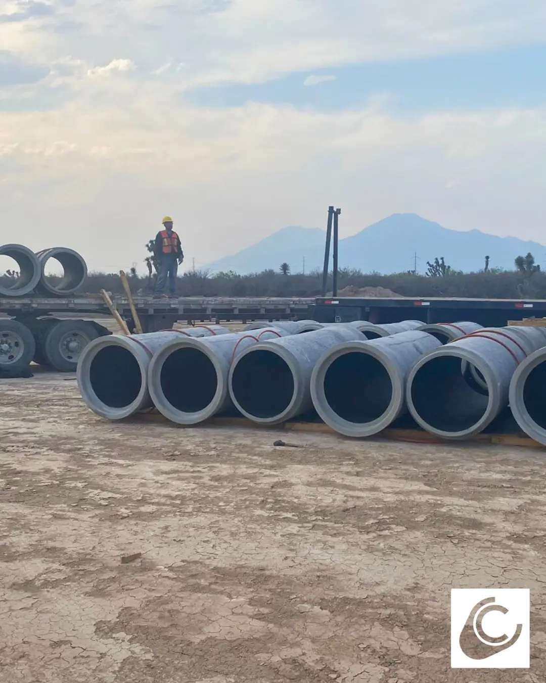 Entrega de tubo de concreto CIRBSA de gran diámetro en Monterrey