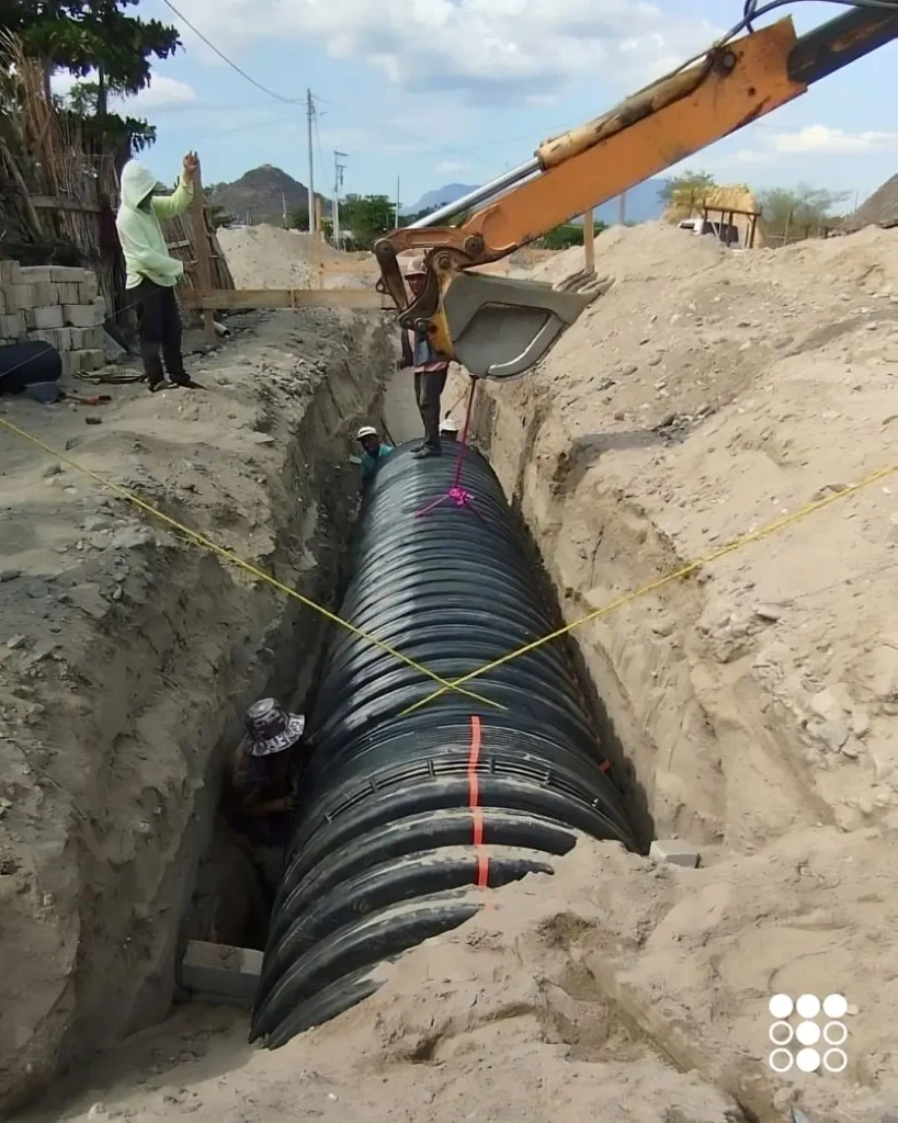 Entrega de tubería corrugada TDR Ultra Tododren de 48 pulgadas para proyecto de infraestructura en el Istmo de Tehuantepec, Oaxaca.