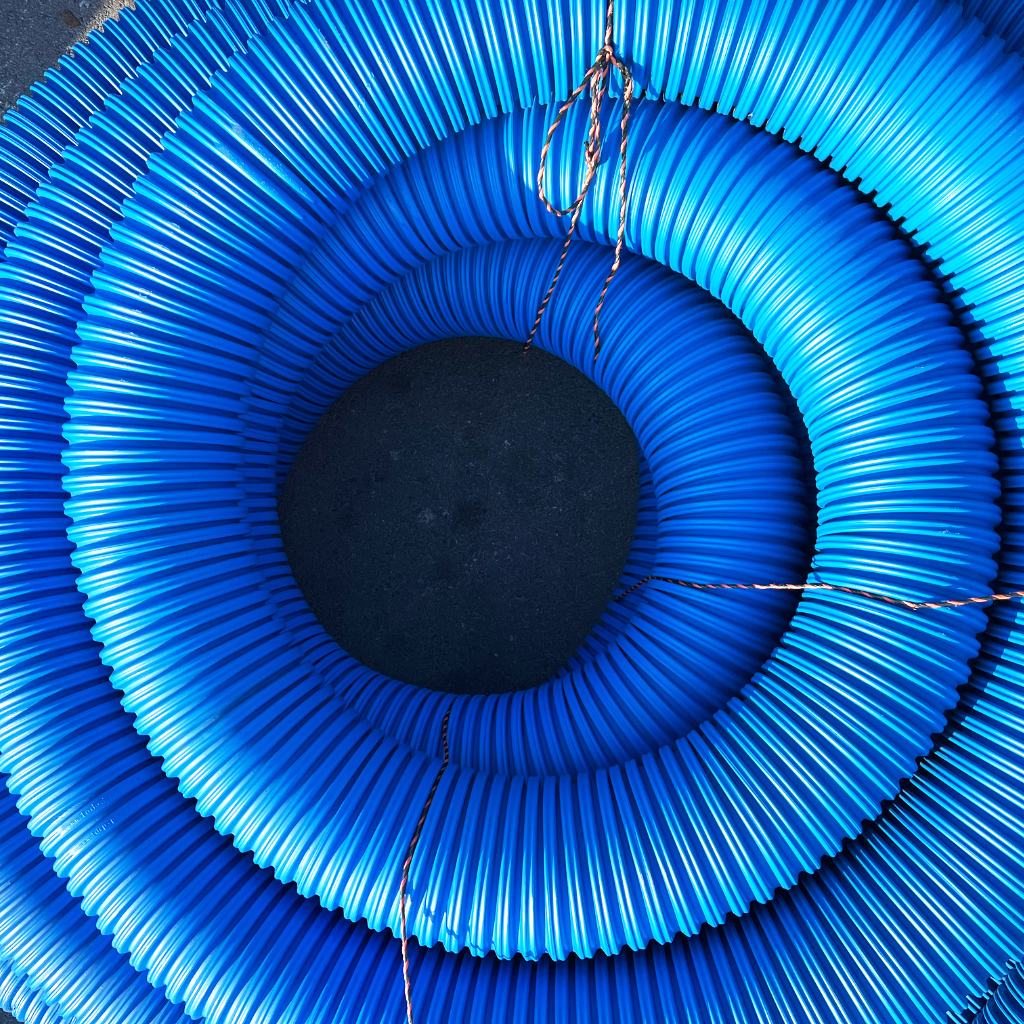 Tubo corrugado de polietileno TDR Telecom para cableado telefónico